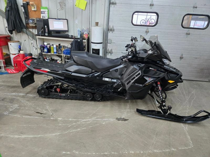 Ski-doo Renegade Xrs E Ir 900 Ace Turb 2019