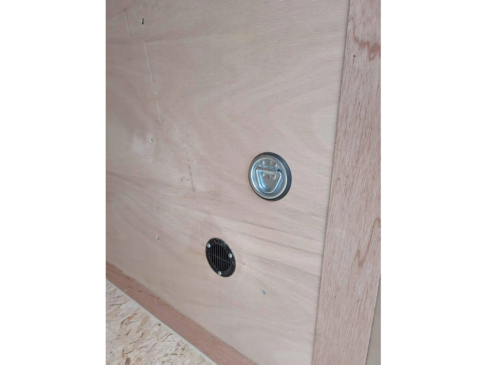 American Hauler Arrow 5 X 8 Vnose 2025 alt