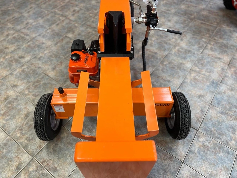 Ducar Fendeuse A Bois 28t 2025 alt