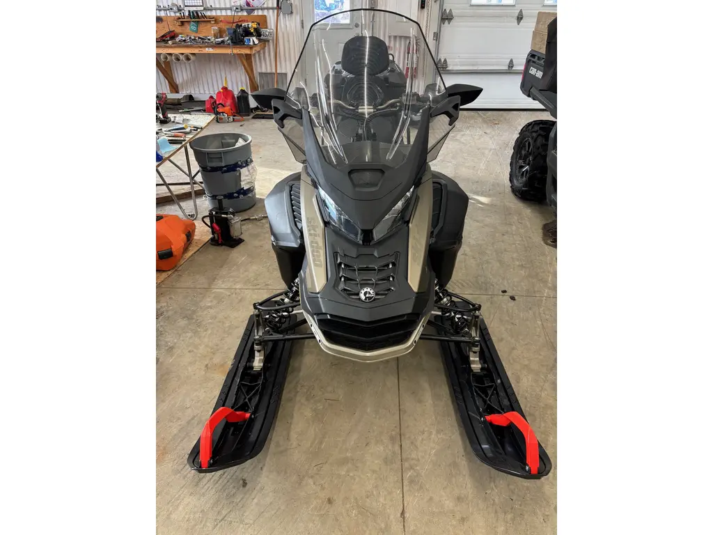 2022 Ski-Doo expedition  se turbo