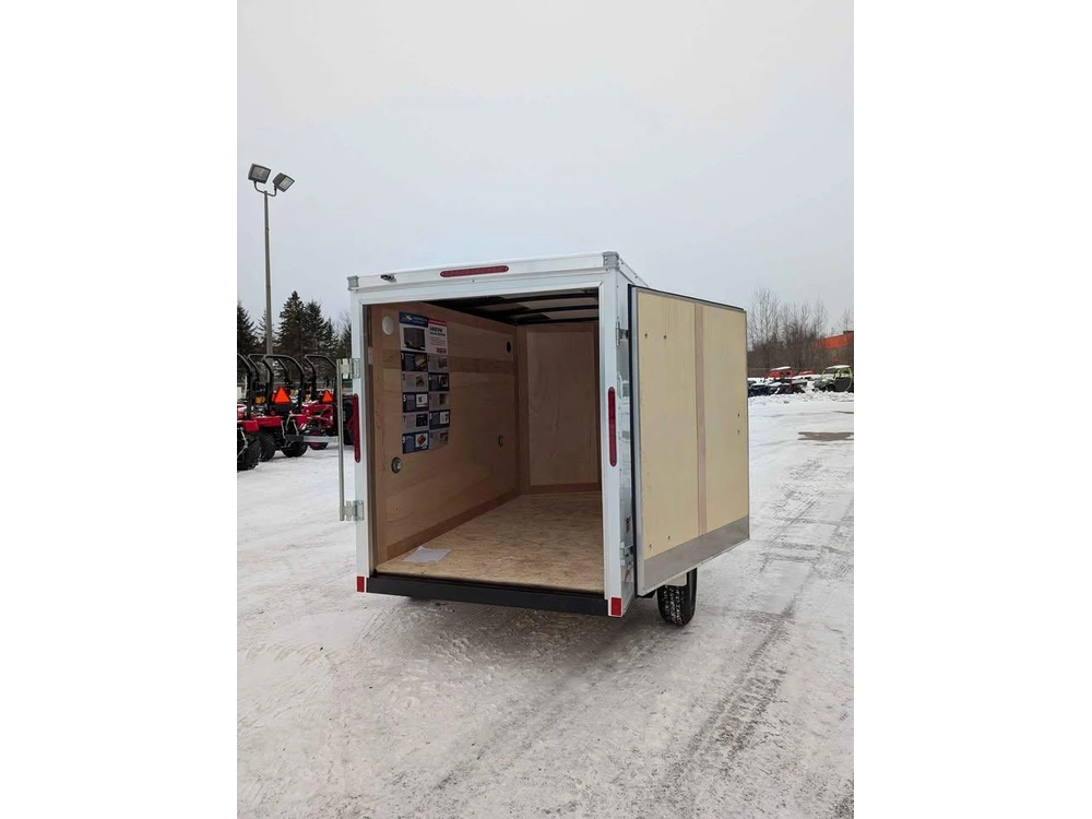 American Hauler Arrow 5 X 8 Vnose 2025 alt