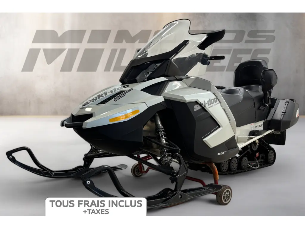 2014 Ski-Doo Grand Touring 1200 SE 4-tec - Frais inclus+Taxes