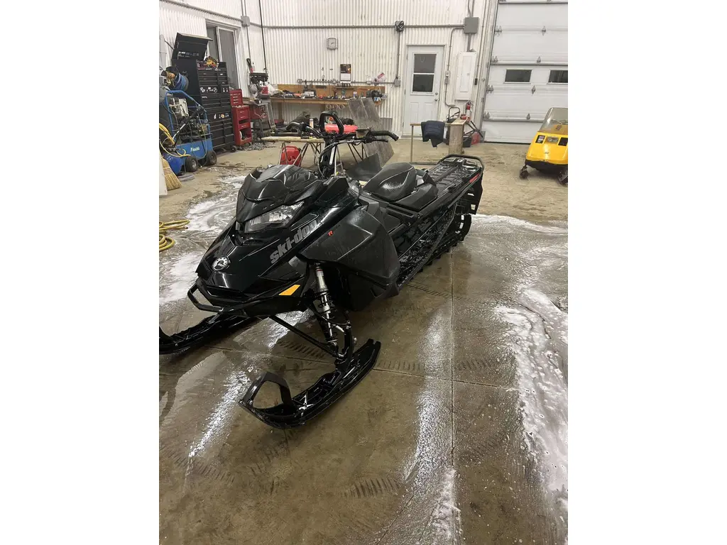 2021 Ski-Doo summit 600 r 154