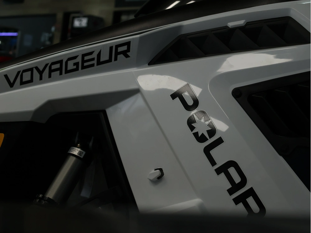 Polaris 550 Voyageur 155 2025 alt