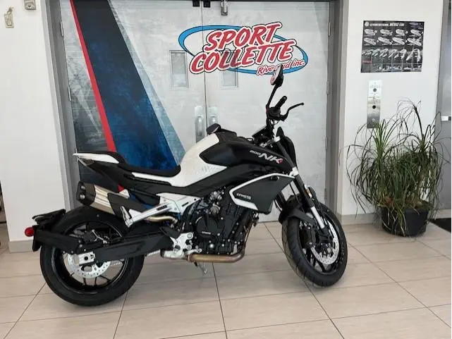 CFMOTO 800 NK ( Liquidation - 2610$) 2024 - DÉMO MODEL 800 NK