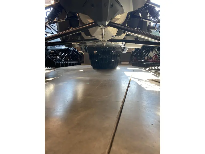 2024 Ski-Doo Summit ADR w/EDGE Pkg 165 850 E-TEC PowderMax X-Light FlexEdge 3.0 SHOT CHRA
