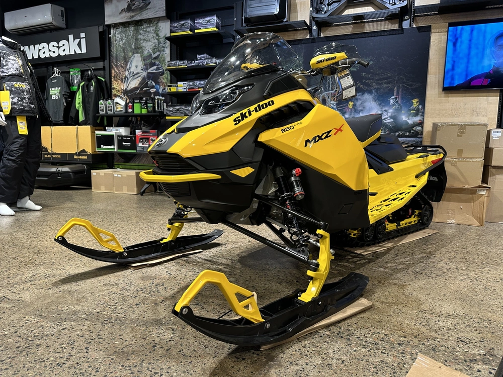 2024 Ski-doo Mxz X 850 E-tec $67/wk alt