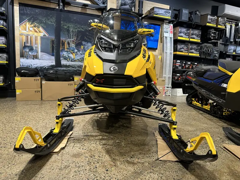 2024 Ski-Doo MXZ X 850 E-TEC $67/wk