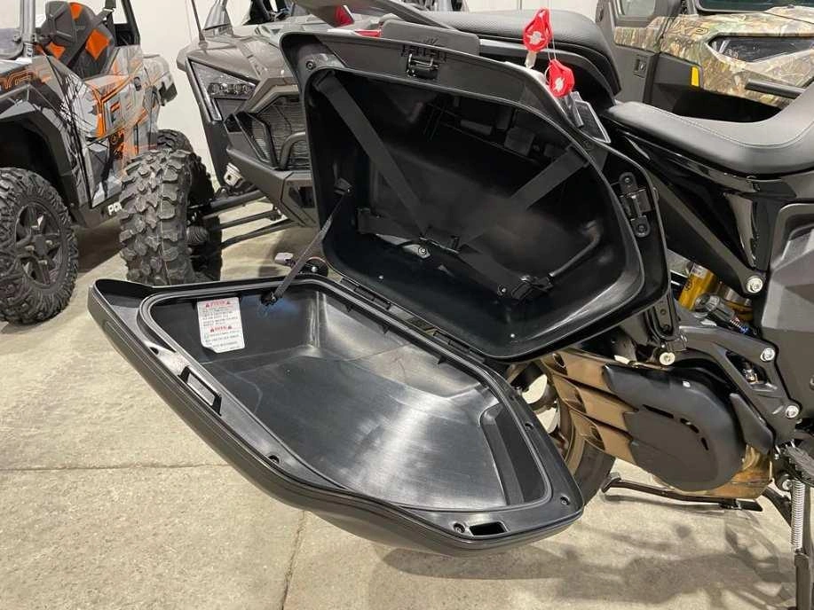 2023 Mv Agusta Turismo Veloce Lusso Scs alt