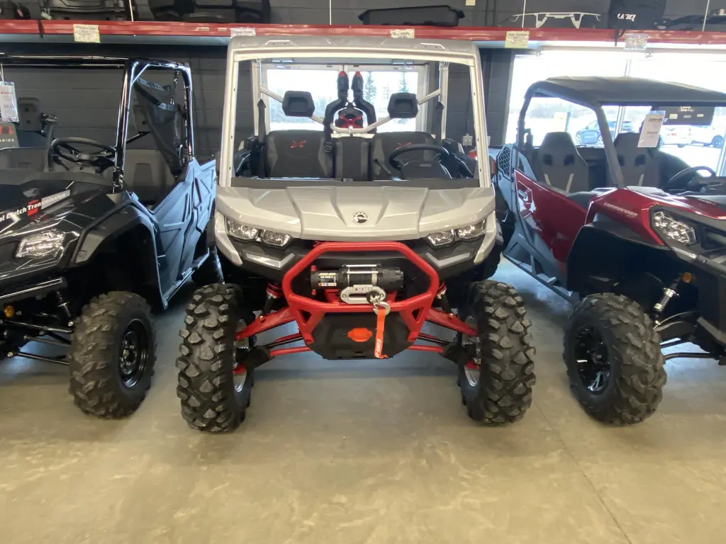 2024 Can-Am Defender X mr with Half Doors HD10 8YRA
