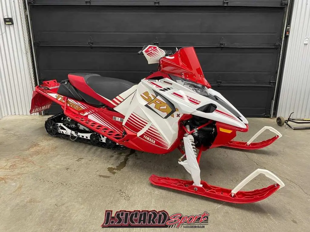 Yamaha SIDEWINDER SRX LE  2022