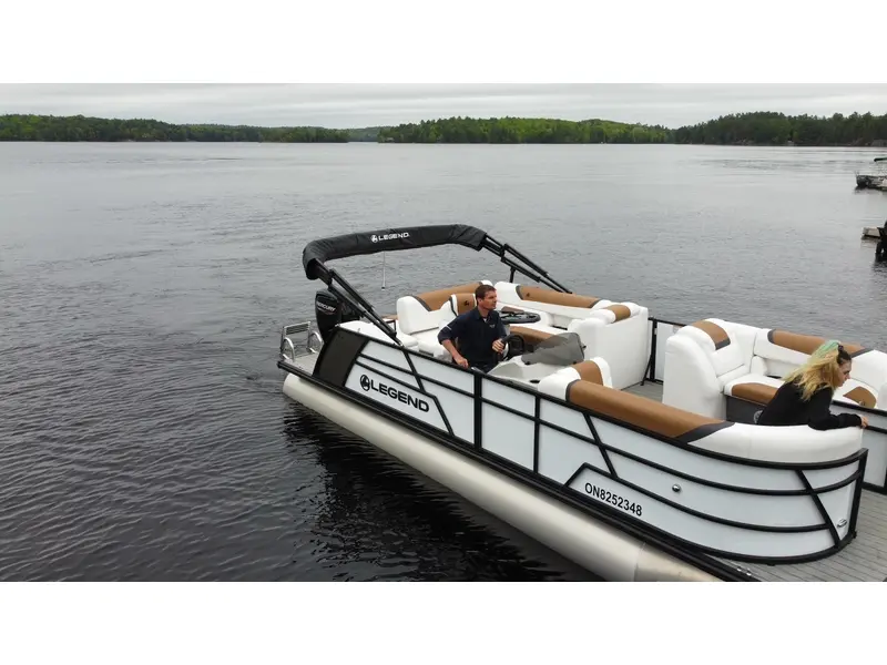 2023 Legend E23 DUAL LOUNGE BLUE