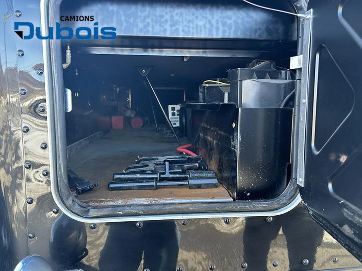 Peterbilt 389 2021 alt