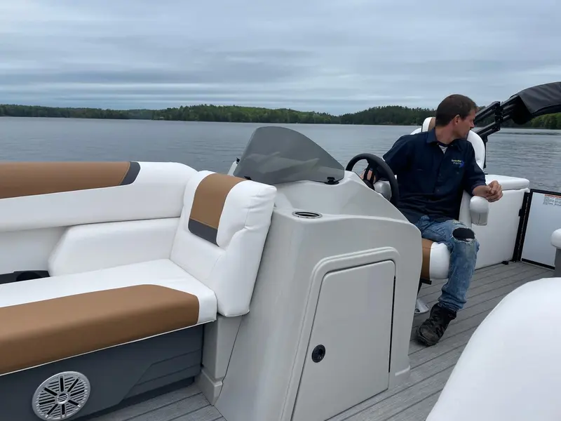 2023 Legend E23 DUAL LOUNGE BLUE