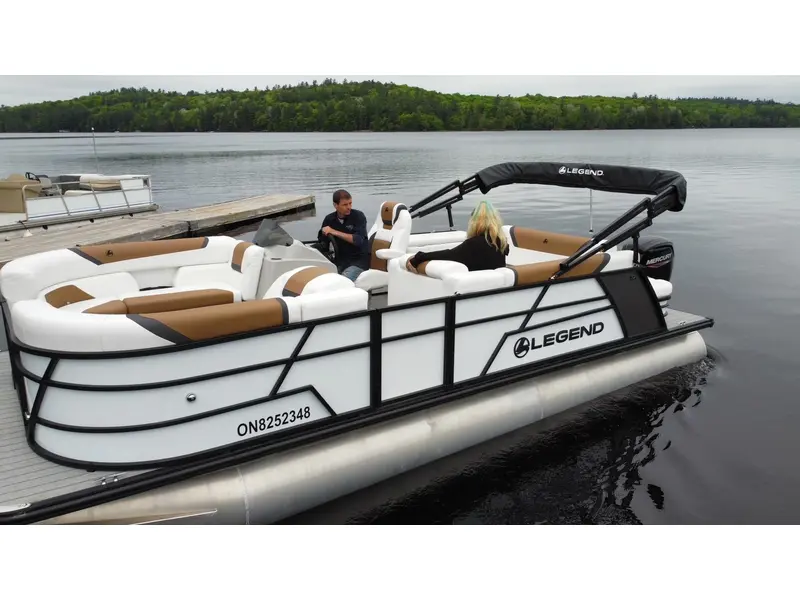 2023 Legend E23 DUAL LOUNGE BLUE