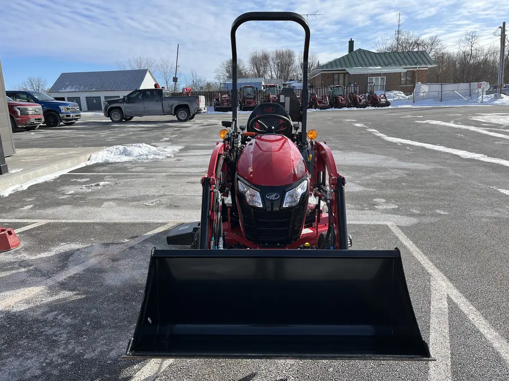 Mahindra Emax20S 2021