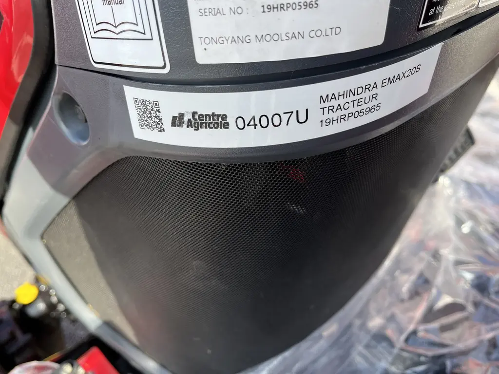 Mahindra Emax20S 2021