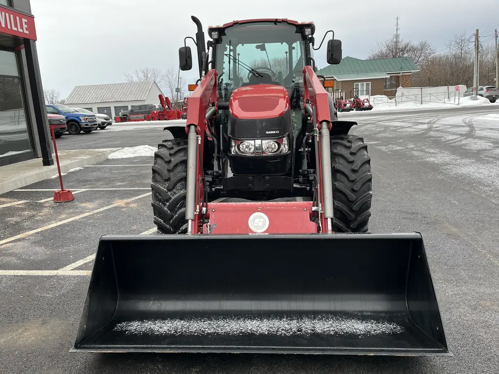 Case IH farmall 115C 2018
