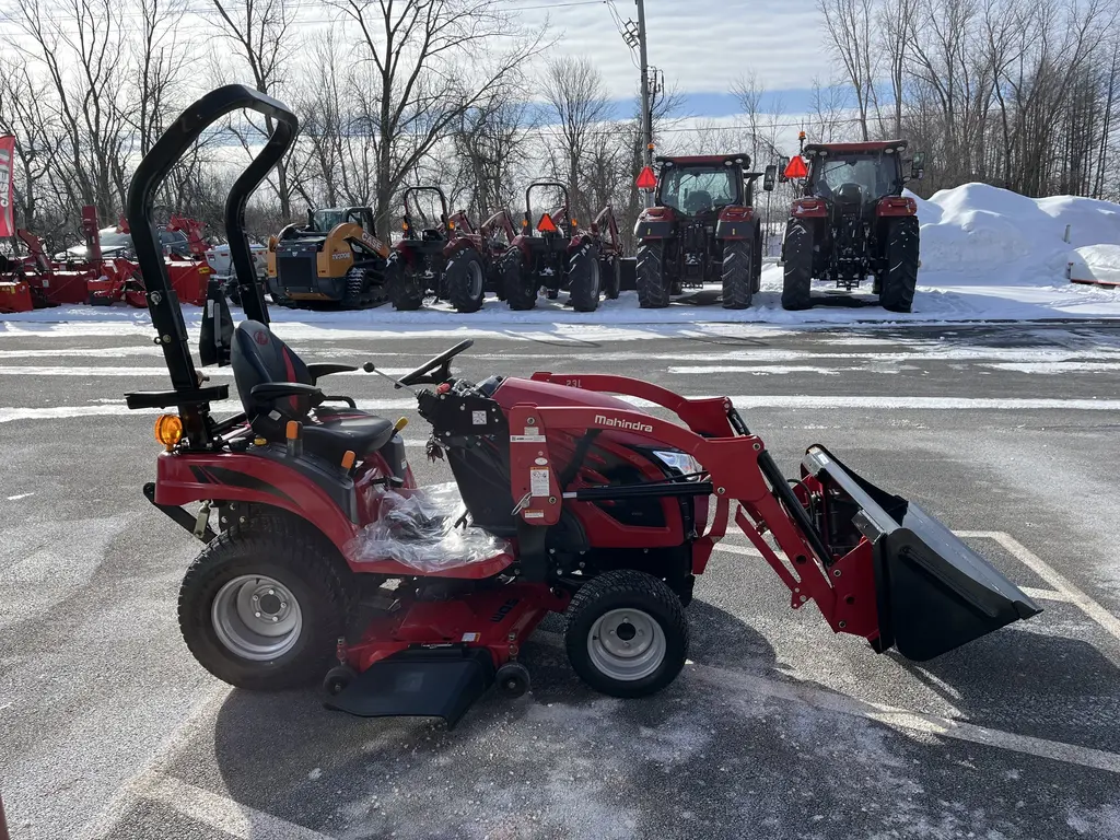 Mahindra Emax20S 2021