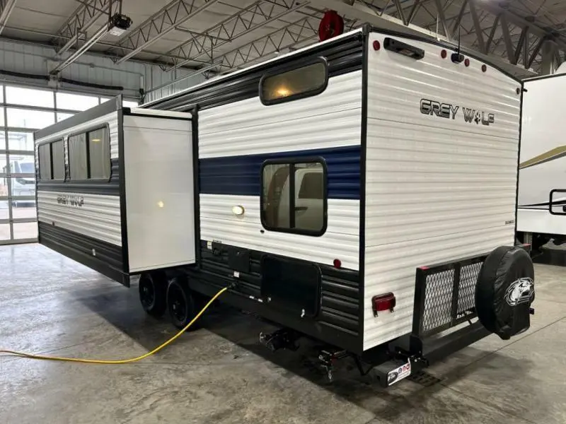 2025 Cherokee Grey Wolf 26DBH Paiement à partir de 103$/sem