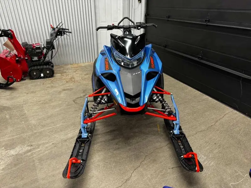 2022 Yamaha SIDEWINDER X-TX XTX