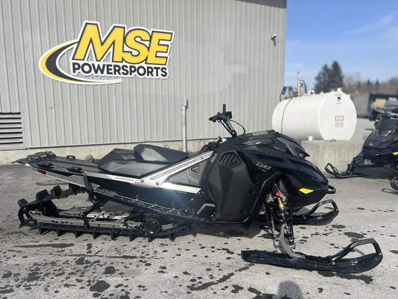 2024 Lynx SHREDDER 850 TURBO R 10.25" SCREEN
