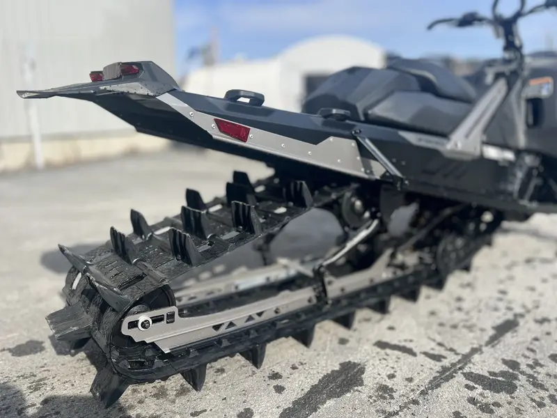2024 Lynx SHREDDER 850 TURBO R 10.25" SCREEN
