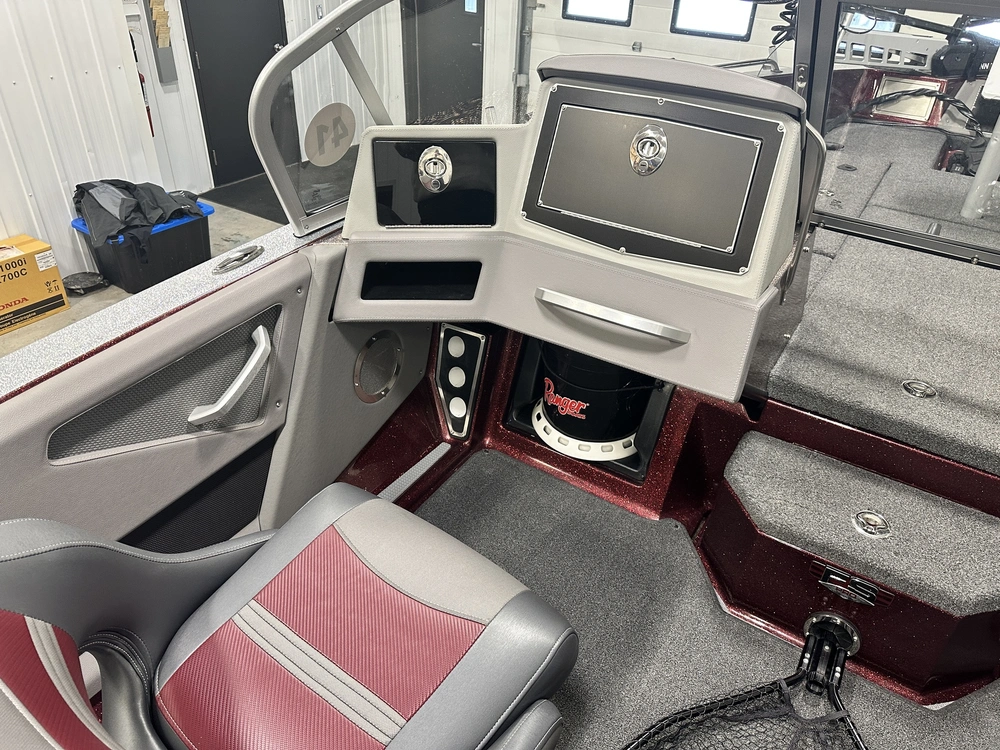 2022 Ranger 621 Pro Fs alt