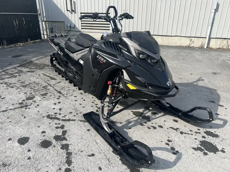 2024 Lynx SHREDDER 850 TURBO R 10.25" SCREEN