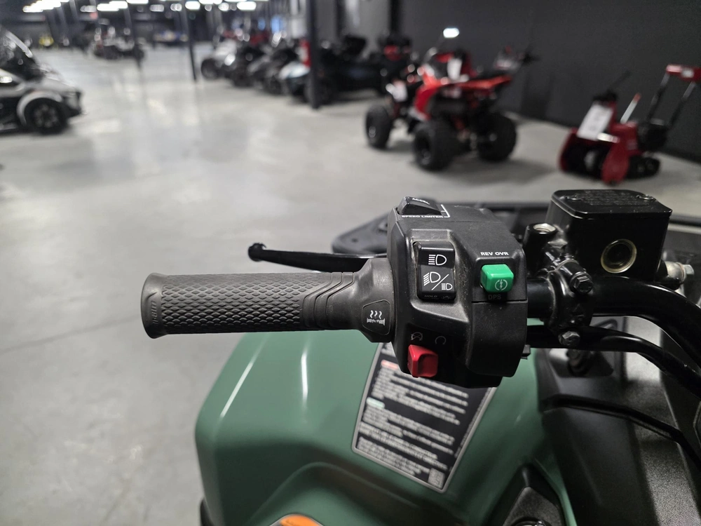 Can-am Outlander Pro Xu Hd5 2025 alt