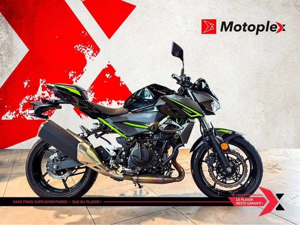 Kawasaki Z400 2023 alt