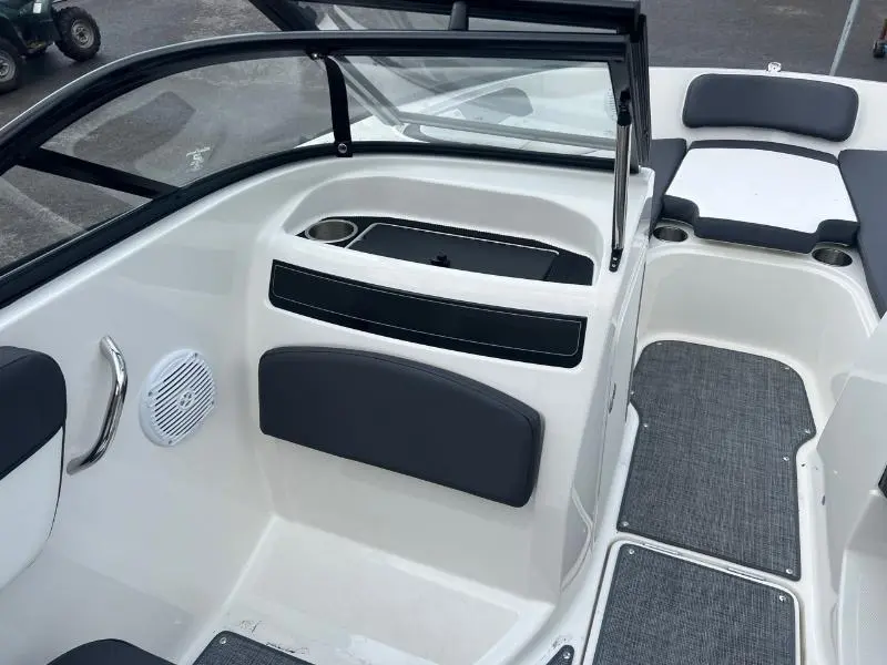 Bayliner BAYLINER VR5 2021