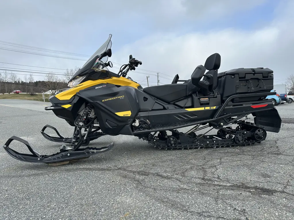 2021 Ski-Doo Expedition LE 900 Turbo 