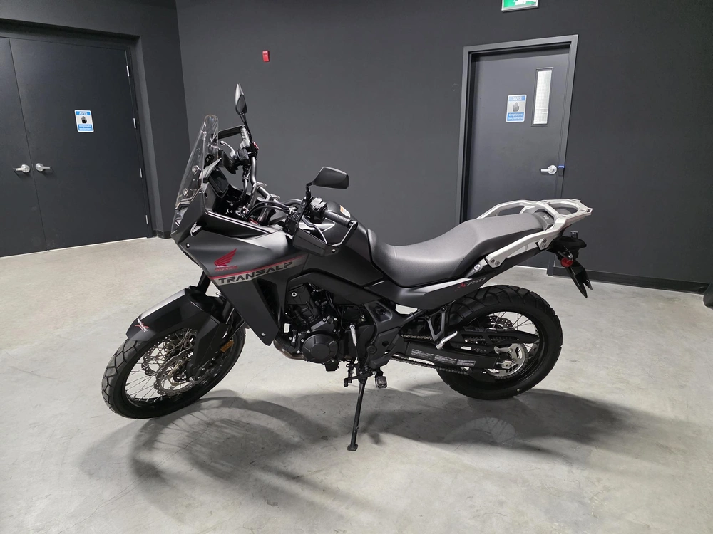 Honda Transalp Xl750 2024 alt