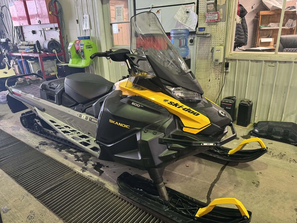 Ski-doo Skandic Sport 600 Efi 2023 alt