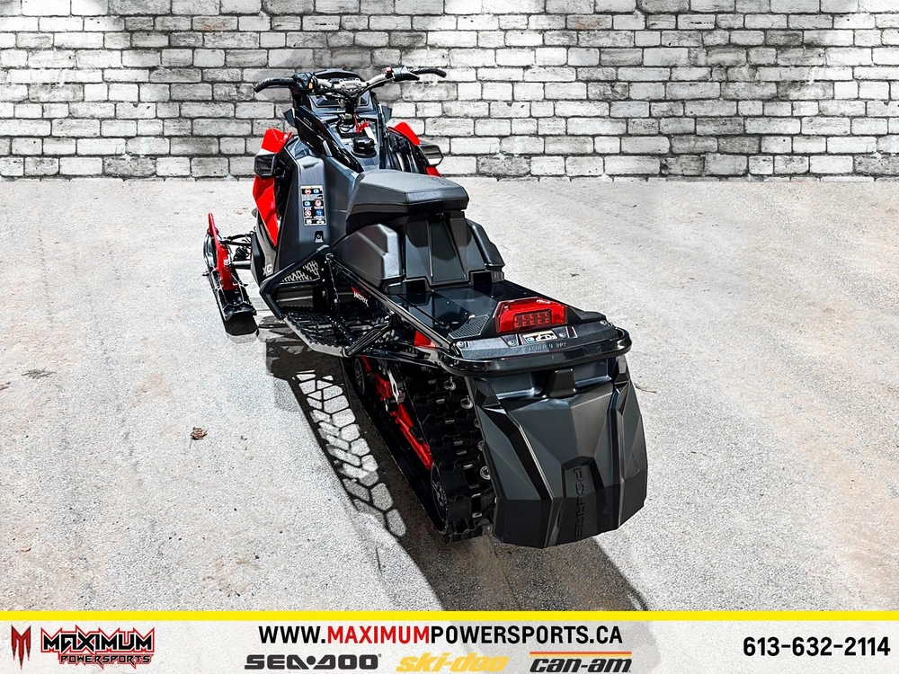 Polaris 650 Indy Matrix Xc 2021 alt