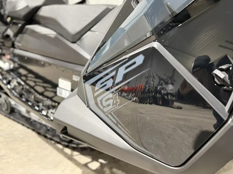 2026 Polaris PROSTAR S4 VOYAGEUR SP 146