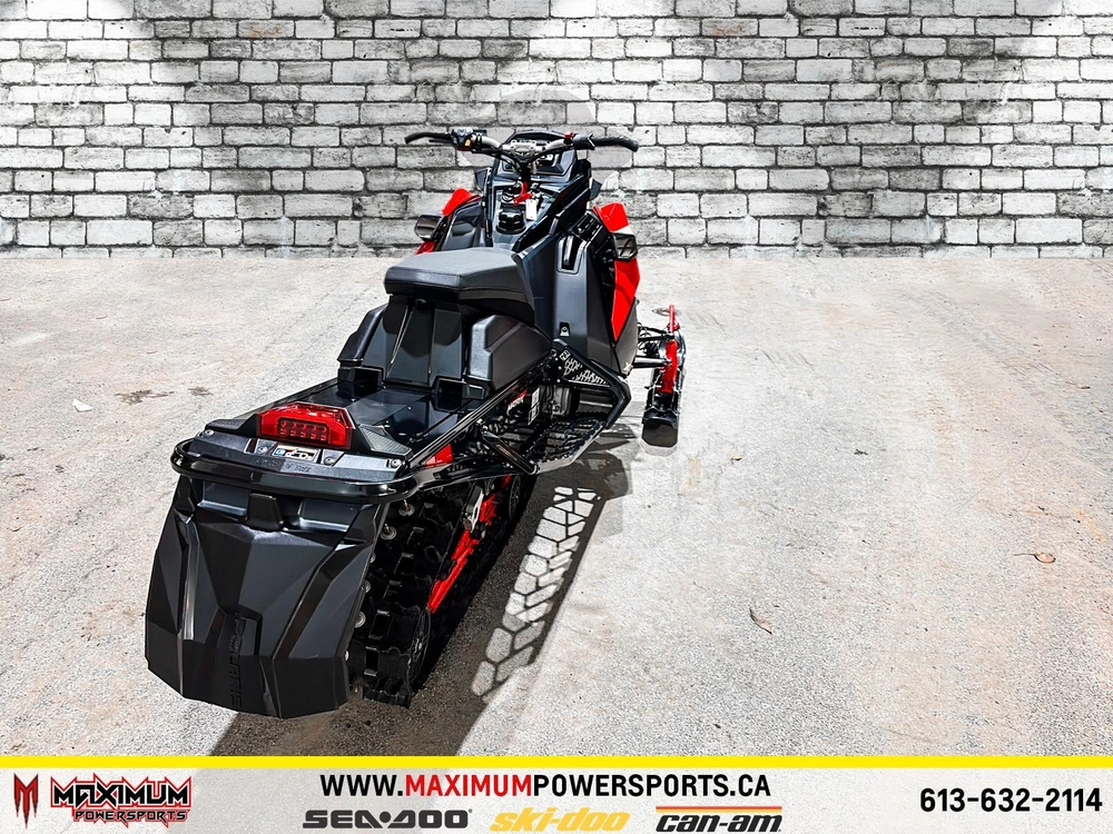 Polaris 650 Indy Matrix Xc 2021 alt