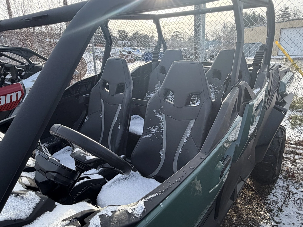 2025 Brp Commander Max Dps 1000r alt