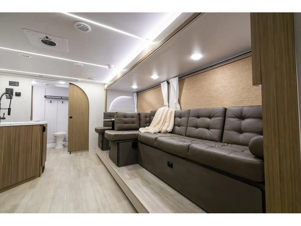 Forest River Wildwood 25ice 2026 alt