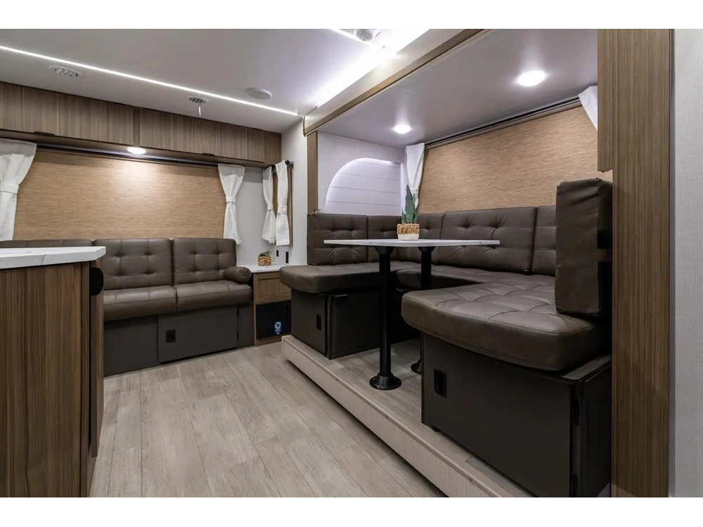 Forest River Wildwood 24rlxl 2026 alt