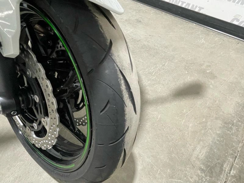 Kawasaki Ninja Ex 650 2022 alt