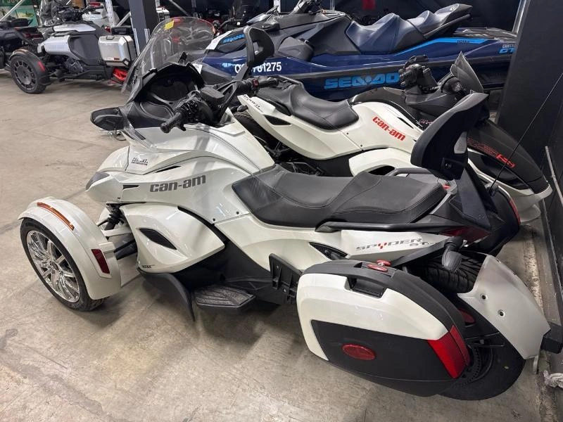 2015 Can-am Spyder St Ltd (se5) alt