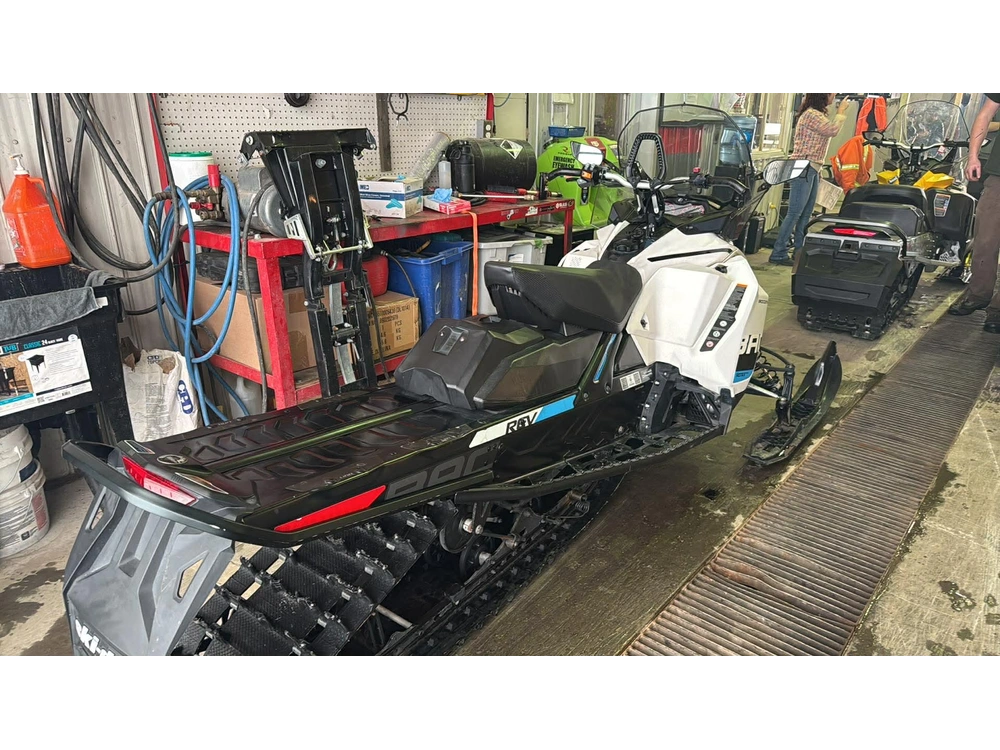 Ski-doo Backcountry 850 2019 alt