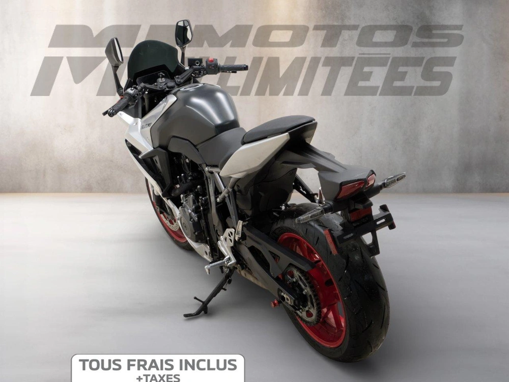 2024 Suzuki Gsx-8r alt