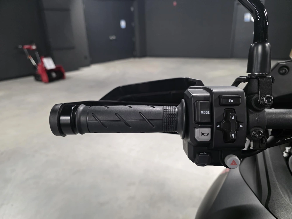 Honda Transalp Xl750 2024 alt