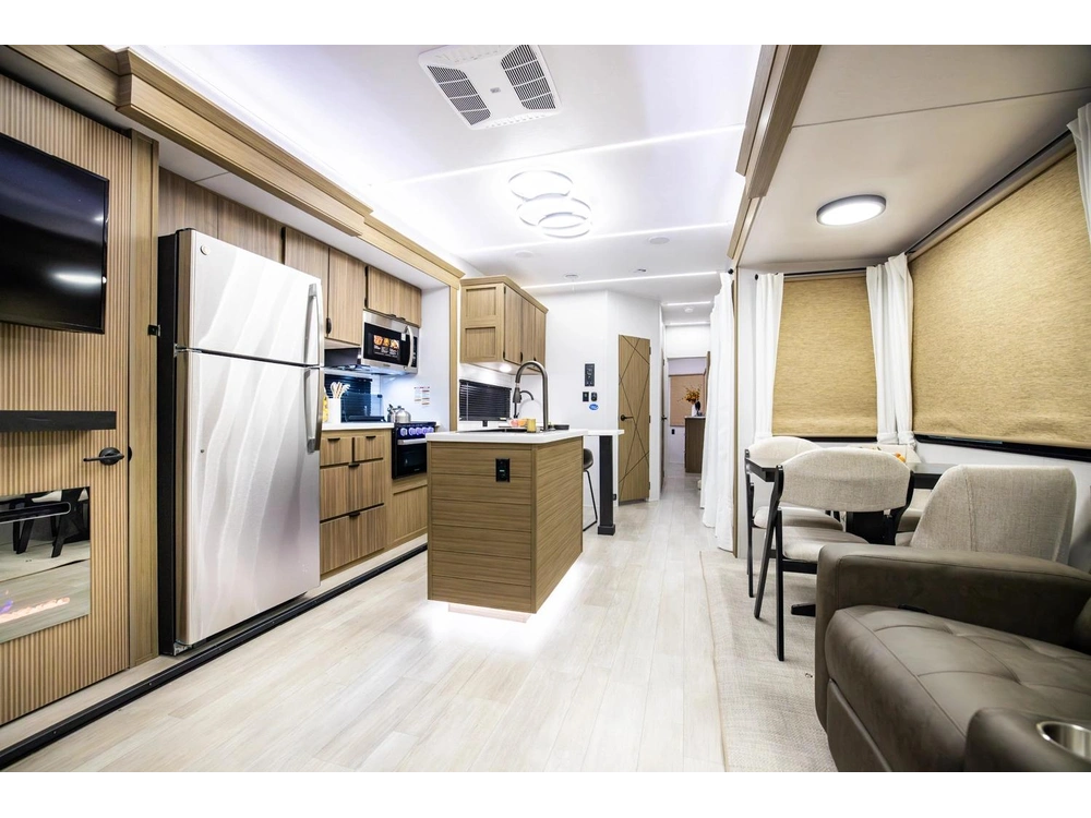 Forest River Wildwood 40rlb 2026 alt