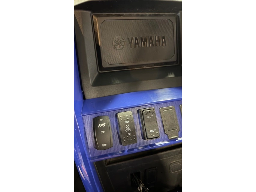 2025 Yamaha Wolverine Rmax2 1000 Sport alt