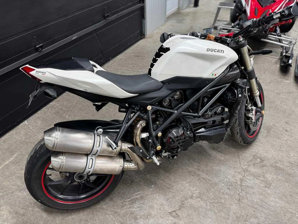 Ducati Streetfighter S1098 2010 alt