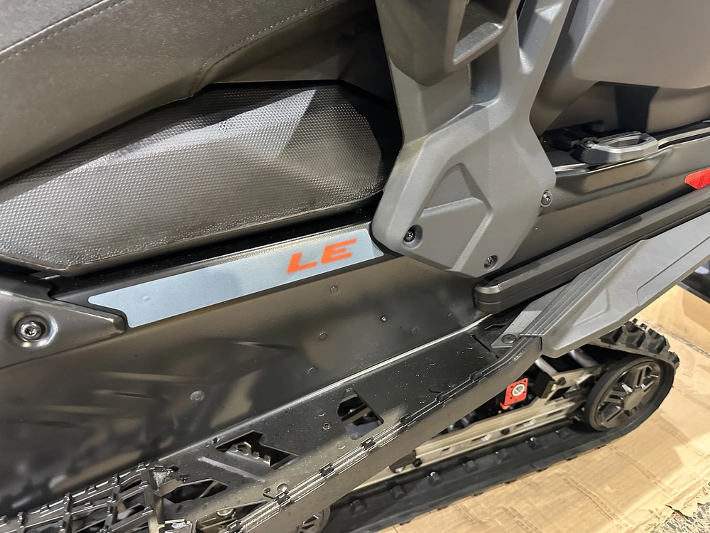 2026 Ski-doo Gt Le Platinum 900 Turbo R alt